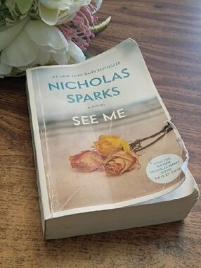 Nicholas Sparks "See Me" Paperback Book - Cream Cover with Yellow Roses
